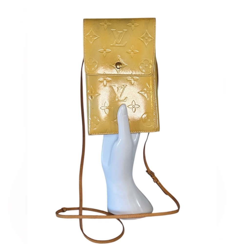 Vintage Louis Vuitton Monogram Vernis Walker.